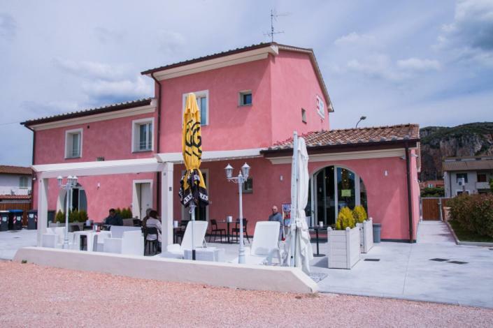 B&B Silvia Vecchiano Exterior photo